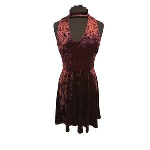 London Times Crushed Velvet Dress – Purple – Size 6 – Keyhole Cutout Detail